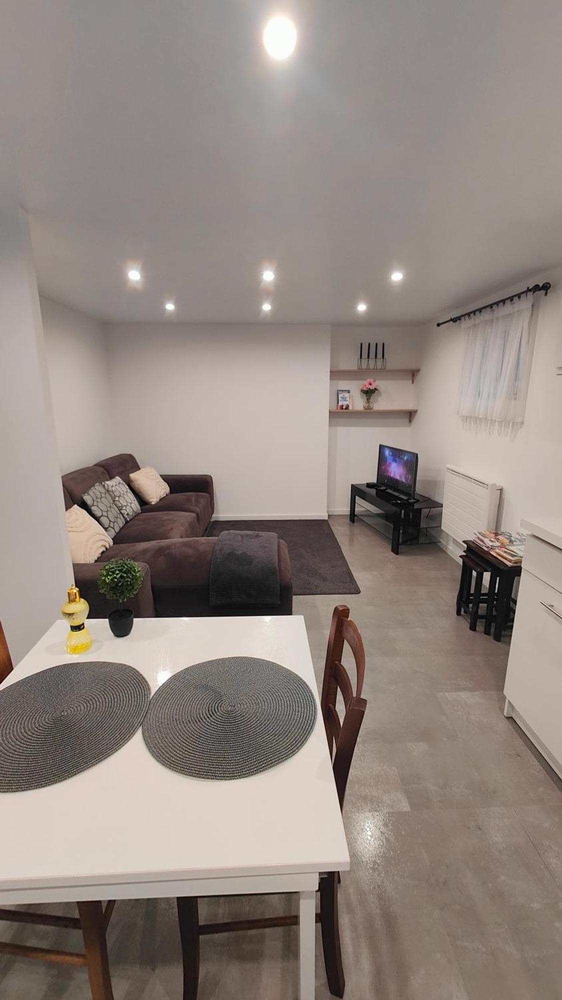 Bel Appartement F2 Entierement Renove سليستا المظهر الخارجي الصورة